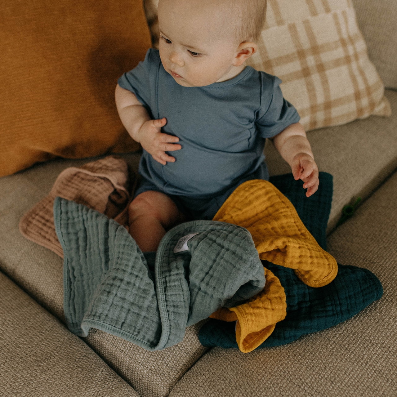 Parker Baby Co. Muslin Burp Cloths, 100% Cotton, Large, Soft & Absorbent Baby Burp Cloths for Boys & Girls, Dune Set, 4 Pack