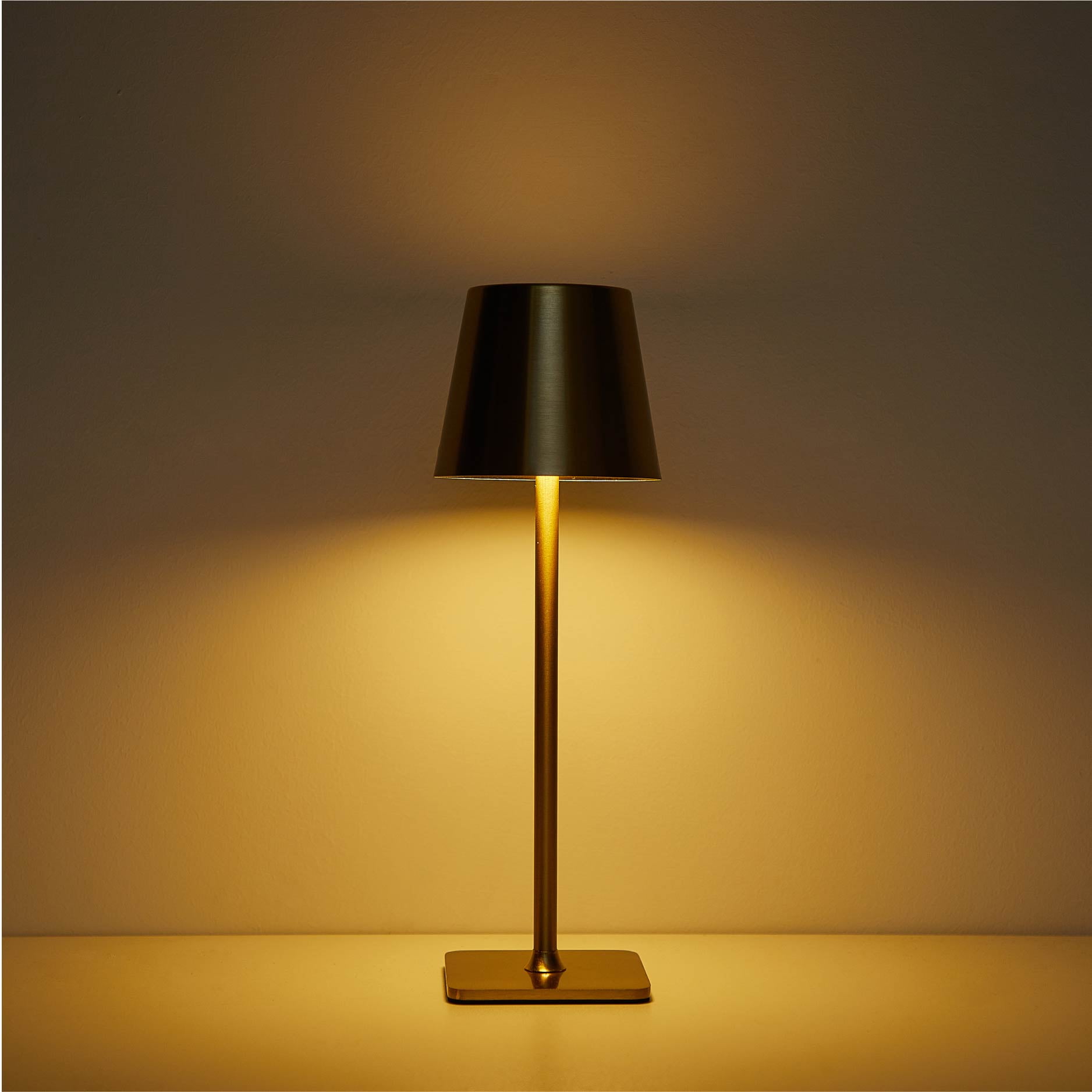 Lot de 2 lampes de table rechargeables de 13" pour intérieur/extérieur Mainstays, or MAINSTAYS DXPK LMPE OR