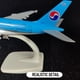 thumbnail image 5 of Réplica de avión de Metal a escala 1:250, avión coreano A380, modelo de aviación, arte en miniatura, oficina, decoración del hogar, juguete Fidget Boy para niños, 5 of 5