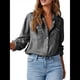 thumbnail image 1 of Blusa Vaquera Informal de Larga con Cuello en V y Botones para Mujer Gris Oscuro M, 1 of 8