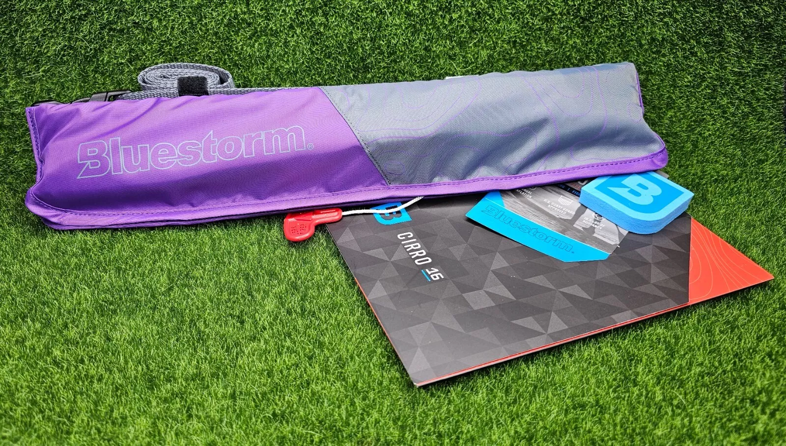 Bluestorm CIRRO 16 Inflatable Belt Pack USCG Approved Type V PFD, Violet
