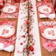 thumbnail image 4 of Hogar y cocina, Decoración del hogar, Decoración navideña, Tulipanes de 62,9 pulgadas con forma de corazón, bayas, decoración para el día de San Valentín, Ratán de plástico, 4 of 9
