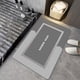 thumbnail image 4 of Alfombras de baño, tapete de baño, alfombra de área, alfombra de baño súper absorbente, seca, antideslizante, lavable, tapete de baño, tapete de ducha para frente a la bañera, tapete oscuro de 40 x 60, 4 of 8