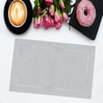 thumbnail image 4 of Mantel Individual Resistente Al Calor Macarena Hecho a Mano Gris Claro, 4 of 8