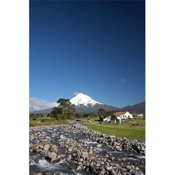Posterazzi PDDAU02DWA4983 Farm Waiwhakaiho River North Island New Zealand Poster Print by David Wall - 23 x 34 in.
