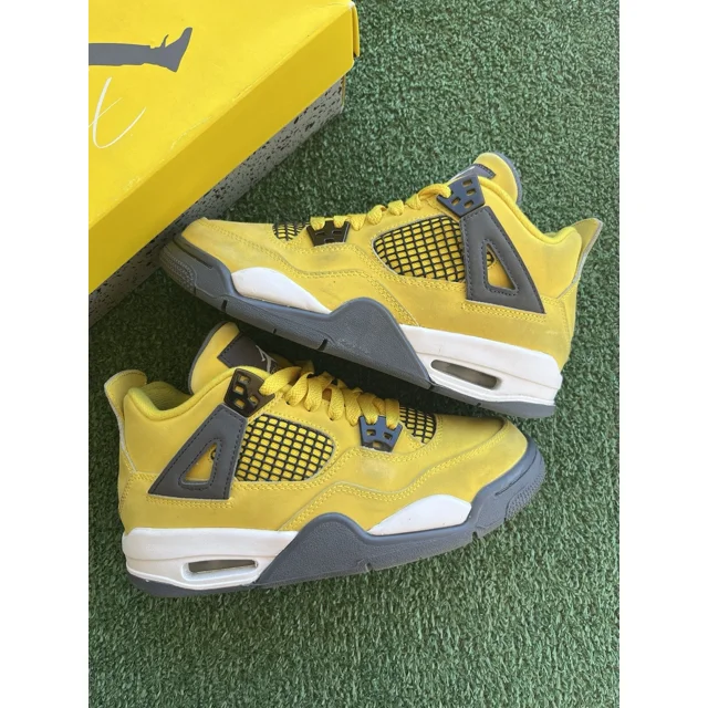 Ni - ke Jordan 4 Retro Lightning (2021) Size 5Y/6.5W Sneakers 408452-700 (Pre-Owned)