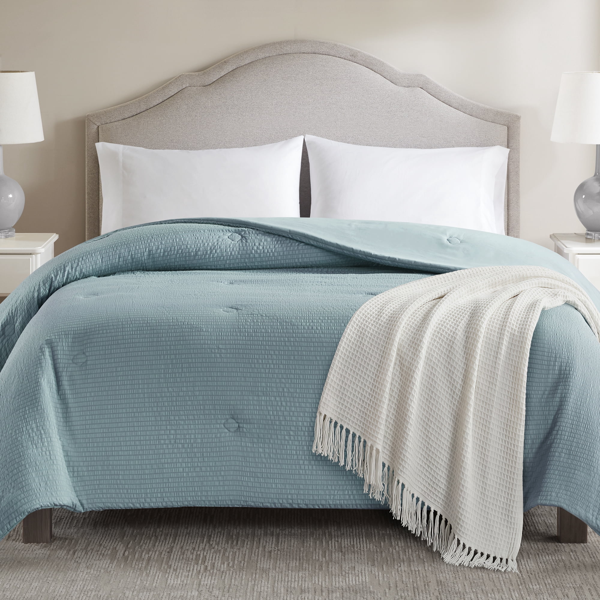 Mainstays King Comforter, Blue Seersucker, Reversible, Down Alternative, All-Season