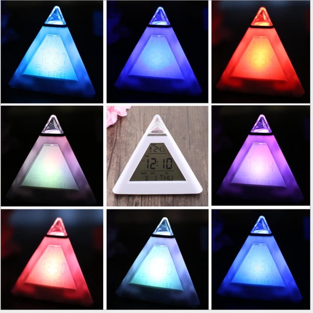 Reloj despertador triangur digital, función de repetición, decoración de lámpara , reloj de de color cambiante para Navidad, hogar, , Colco Despertador digital