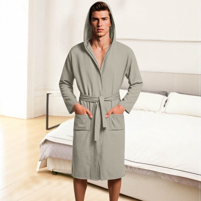 Bata de baño informal de poliéster con bolsillos y capucha de manga larga de color liso para hombre