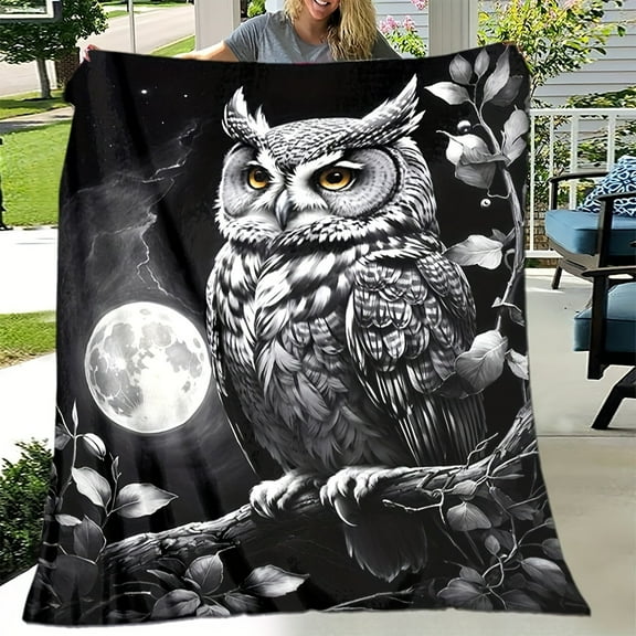 Cozy Owl Print Flannel Throw Blanket - Soft, Warm & Versatile for Couch, Bed, Office, Camping | All-Season Gift Idea
