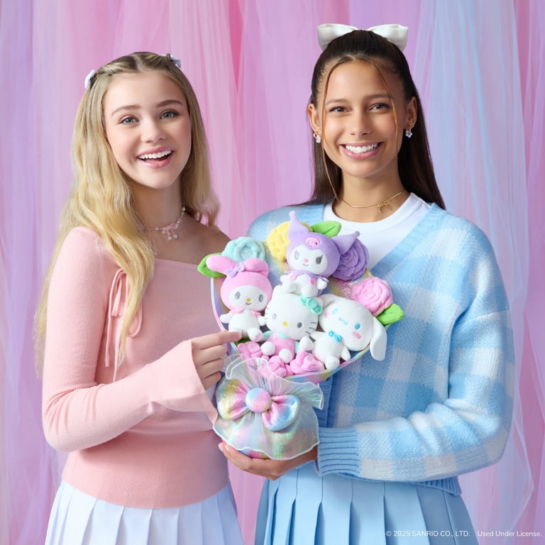 Hello Kitty and Friends 14-inch Ultra-Premier Plush Bouquet