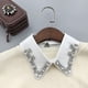 thumbnail image 2 of Cuello Falso Blanco Elegante y Desmontable con Piedras de Cristal para Blusas de Mujeres, 2 of 5