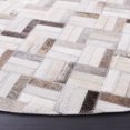 thumbnail image 3 of SAFAVIEH Studio Leather Scott Geometric Area Rug, Black/Grey, 6' x 6' Round, 3 of 8