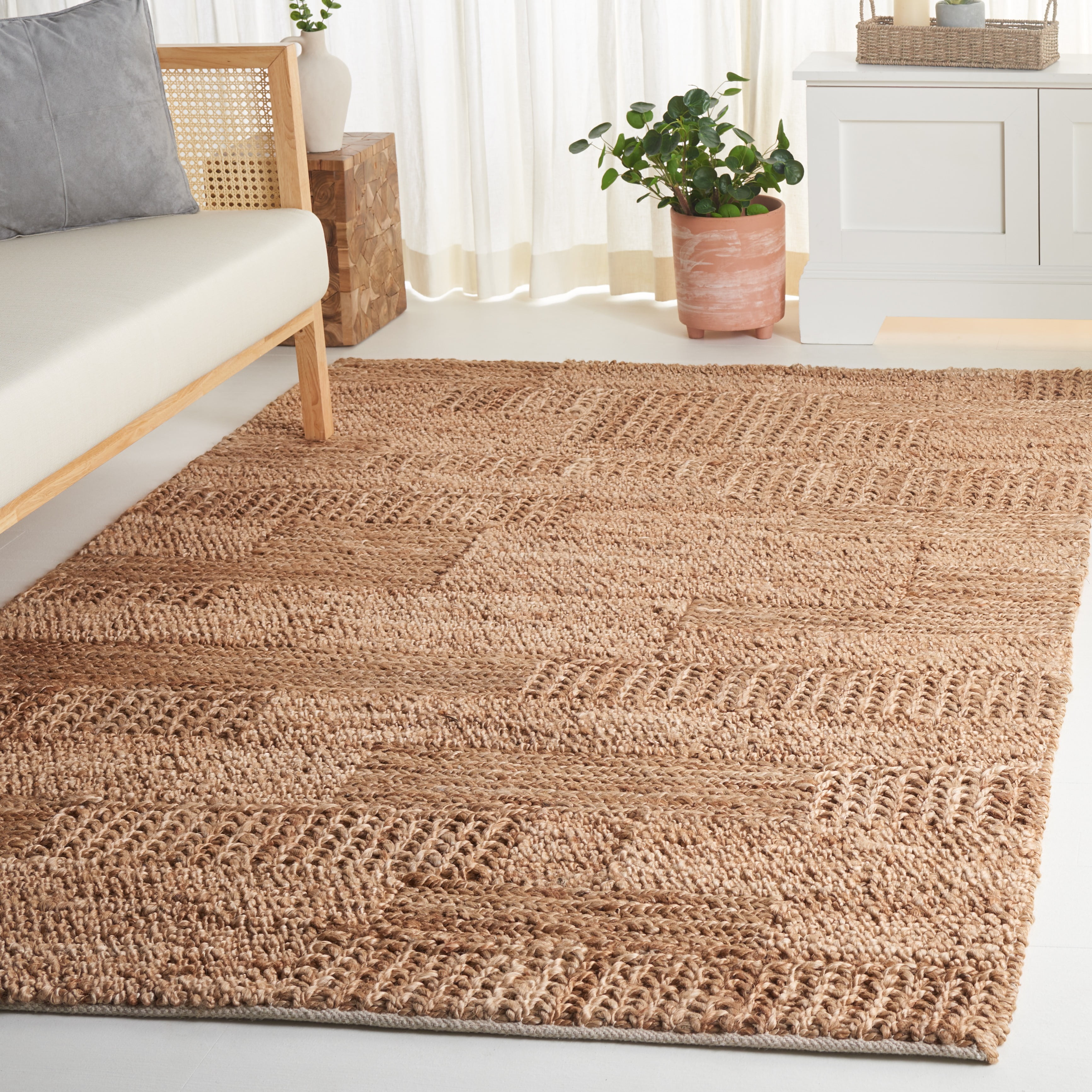 SAFAVIEH Natural Fiber Lacey Solid Area Rug, Natural, 5' x 8'