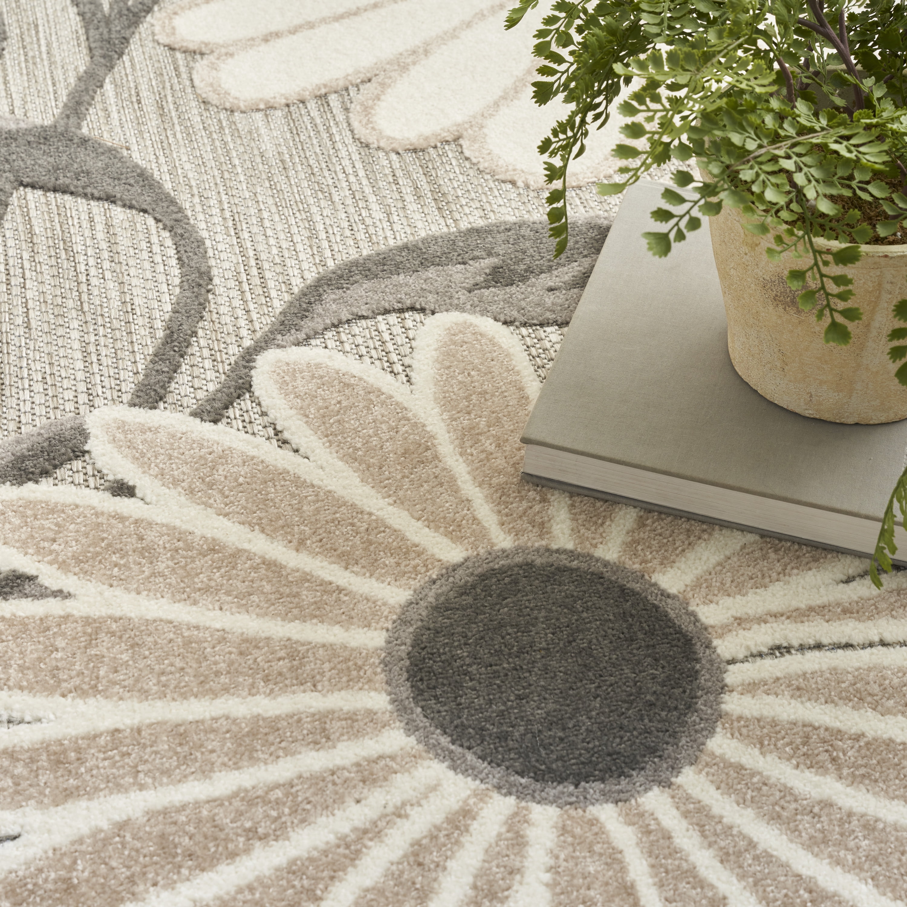 Nourison Aloha Indoor/Outdoor Beige 7'10" x 10'6" Area Rug, (8x11)
