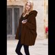 thumbnail image 4 of Chaqueta con Capucha y Cuello en V de Larga de Color Liso para Mujer, Informal, Holgada, de Felpa, Sin Botones. Color Café XXXL, 4 of 7