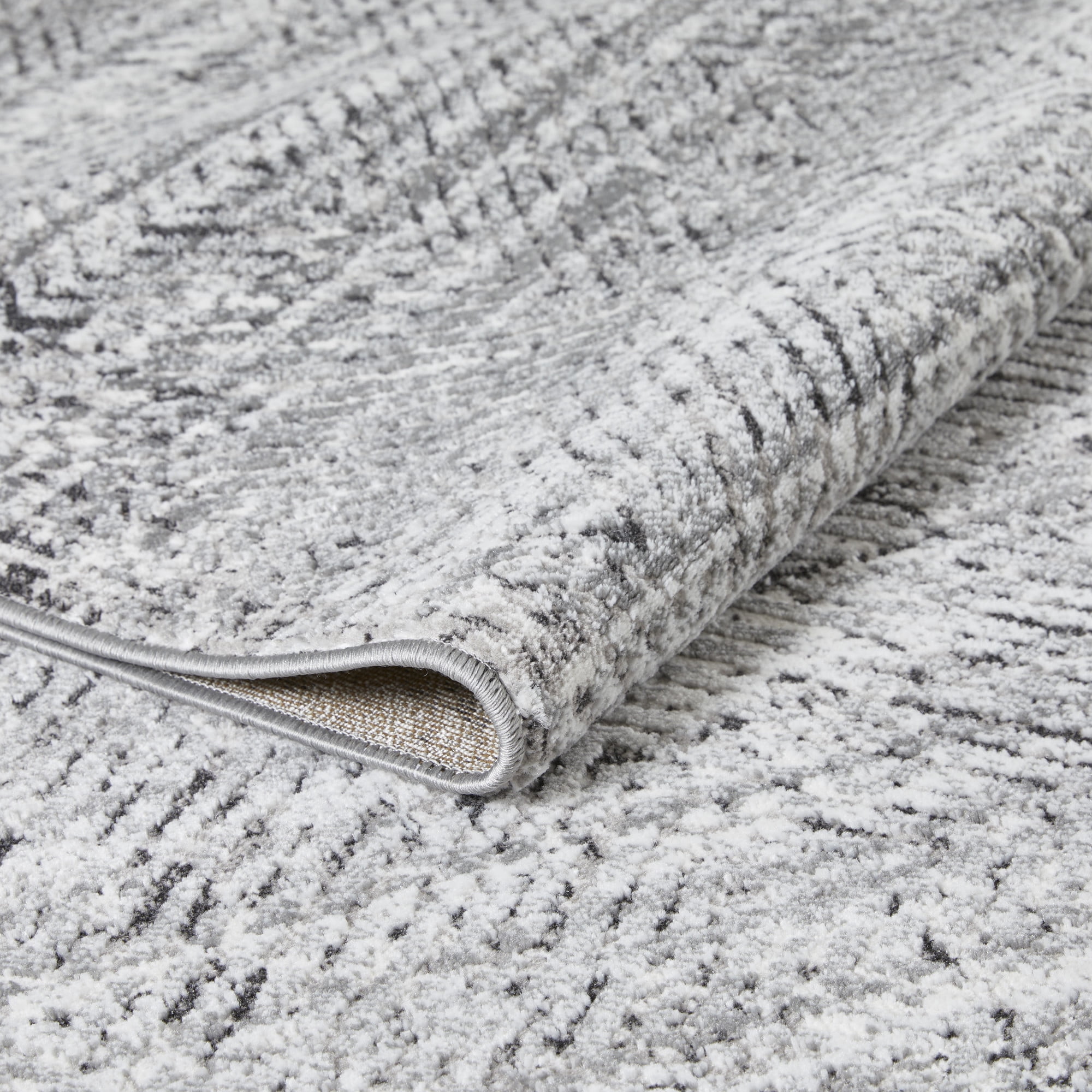Loomaknoti Aysal Azebella 3' x 5' Gray Geometric Indoor Accent Rug