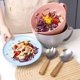 thumbnail image 5 of Juego de ensaladera con cuchara y tenedor, tazón para mezclar con pico vertedor, tazón para masa con asa y sin base, vajilla de PP para utensilios esenciales de cocina y repostería (rosa), 5 of 6