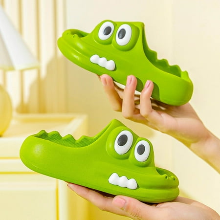 

CHAOLEI Children Kids Toddler Boys Girls Cratoon Water Sandals Non Shower Bathroom Slipper Sandals -Green 7-9 Years