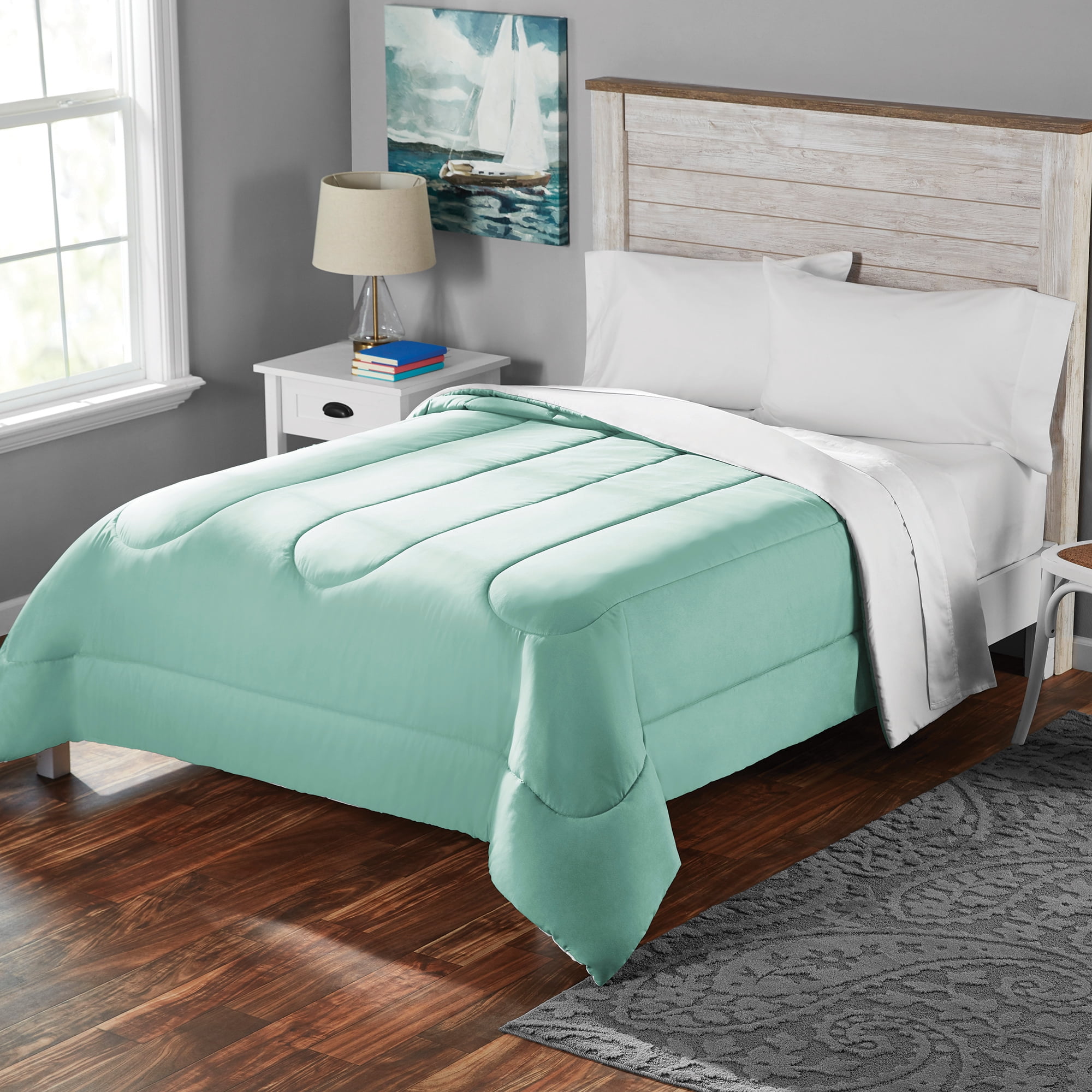 Mainstays Solid Brushed Microfiber Reversible Comforter, Mint/White
