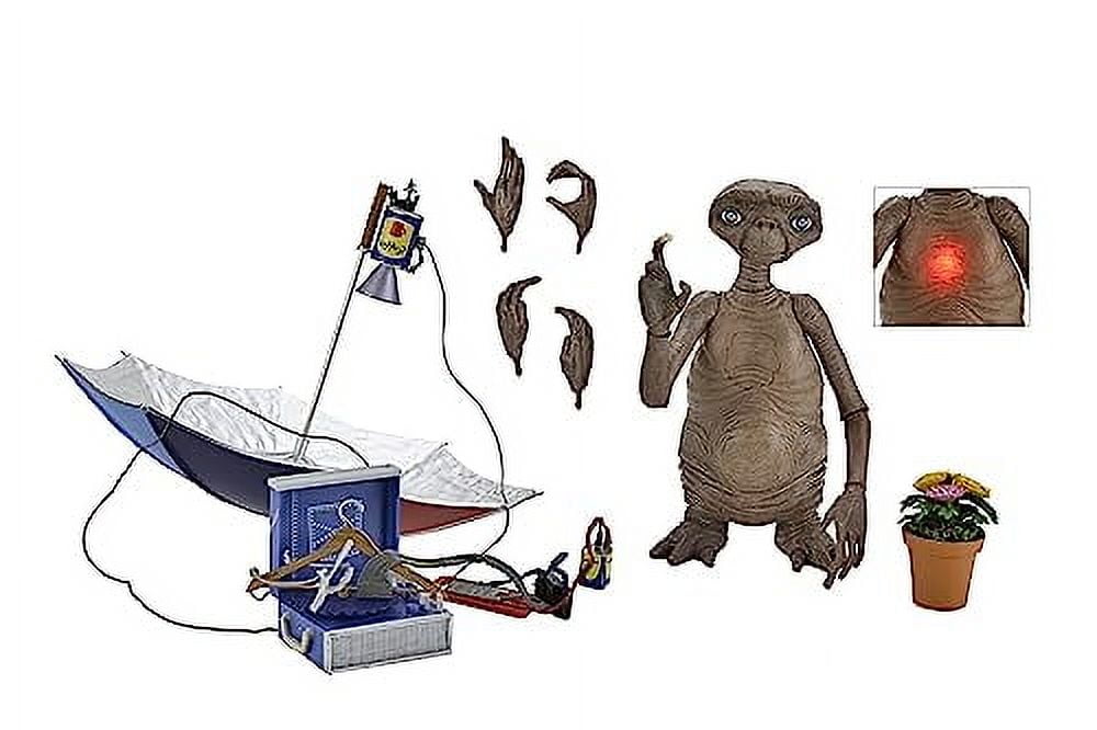 NECA - 40th Anniversary E.T. & Elliott 7