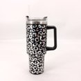 thumbnail image 1 of Vaso para helado con asa de 40 oz con estampado de leopardo plateado, de acero inoxidable 304, con pajita, 1 of 3
