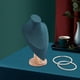 thumbnail image 5 of Busto de joyería con base para colgar colgantes y fotografías. L, 5 of 9