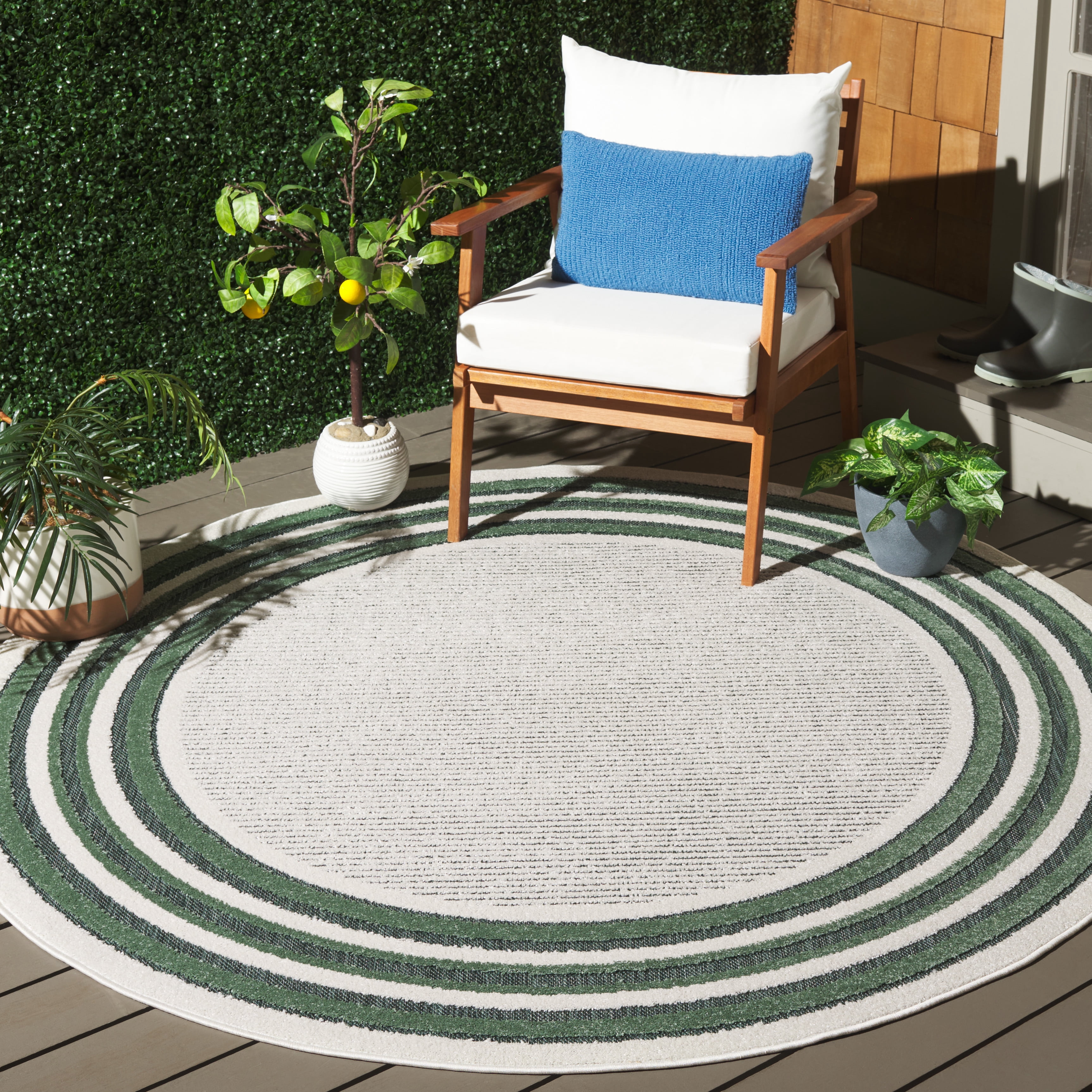 SAFAVIEH Cabana Rado Bordered Indoor/Outdoor Area Rug, Ivory/Green, 6'7" x 6'7" Round