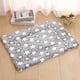 thumbnail image 4 of Manta de invierno para mascotas ZJT250131430 | Cojín de cama para perros y gatos de doble cara, suave, grueso, cálido y acogedor | Funda aislante plegable y portátil para sofá, coche o mascotas, 4 of 5