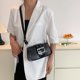 thumbnail image 3 of Bolso bandolera para mujer Patrón de cocodrilo PU Bolso bandolera de hombro sólido (Negro), 3 of 5
