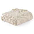 thumbnail image 2 of Manta Bedsure Cooling de algodón con forma de gofre, tamaño queen, color beige claro, 2 of 7
