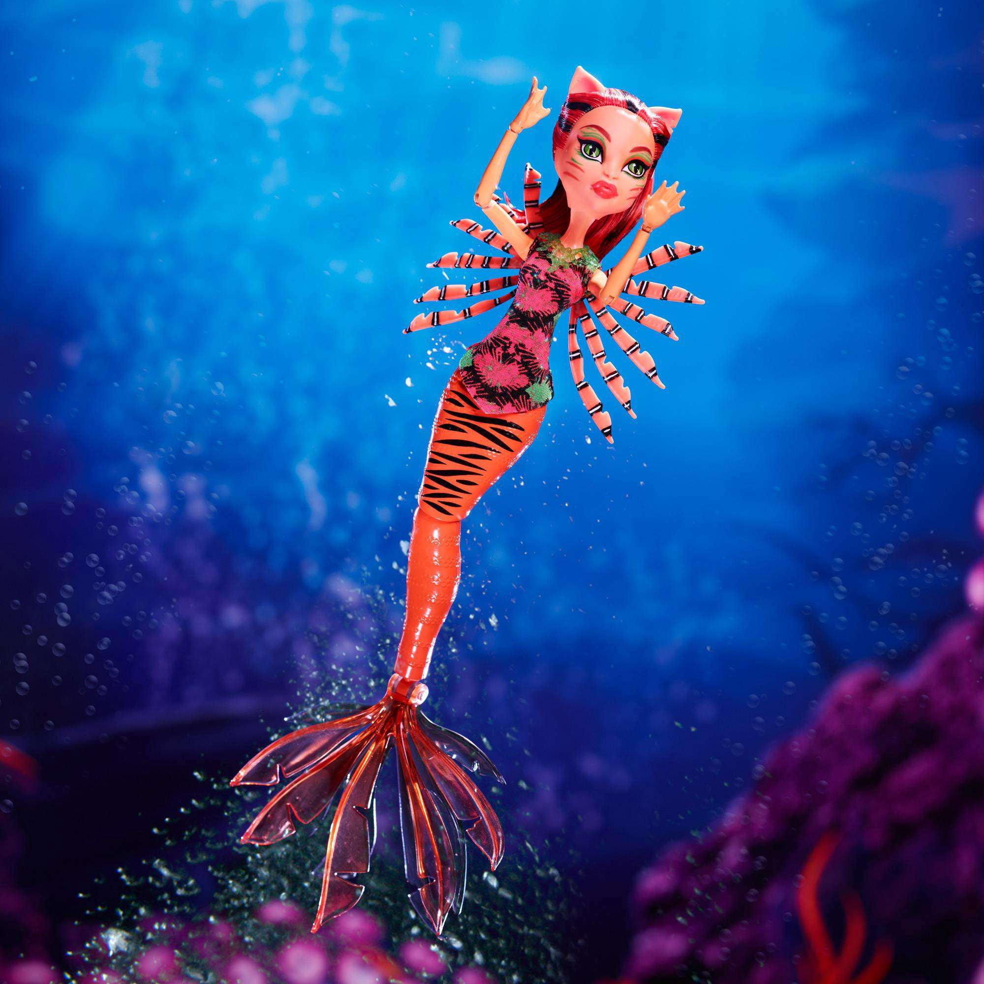 Monster High Great Scarrier Reef Glowsome Ghoulfish Toralei Doll