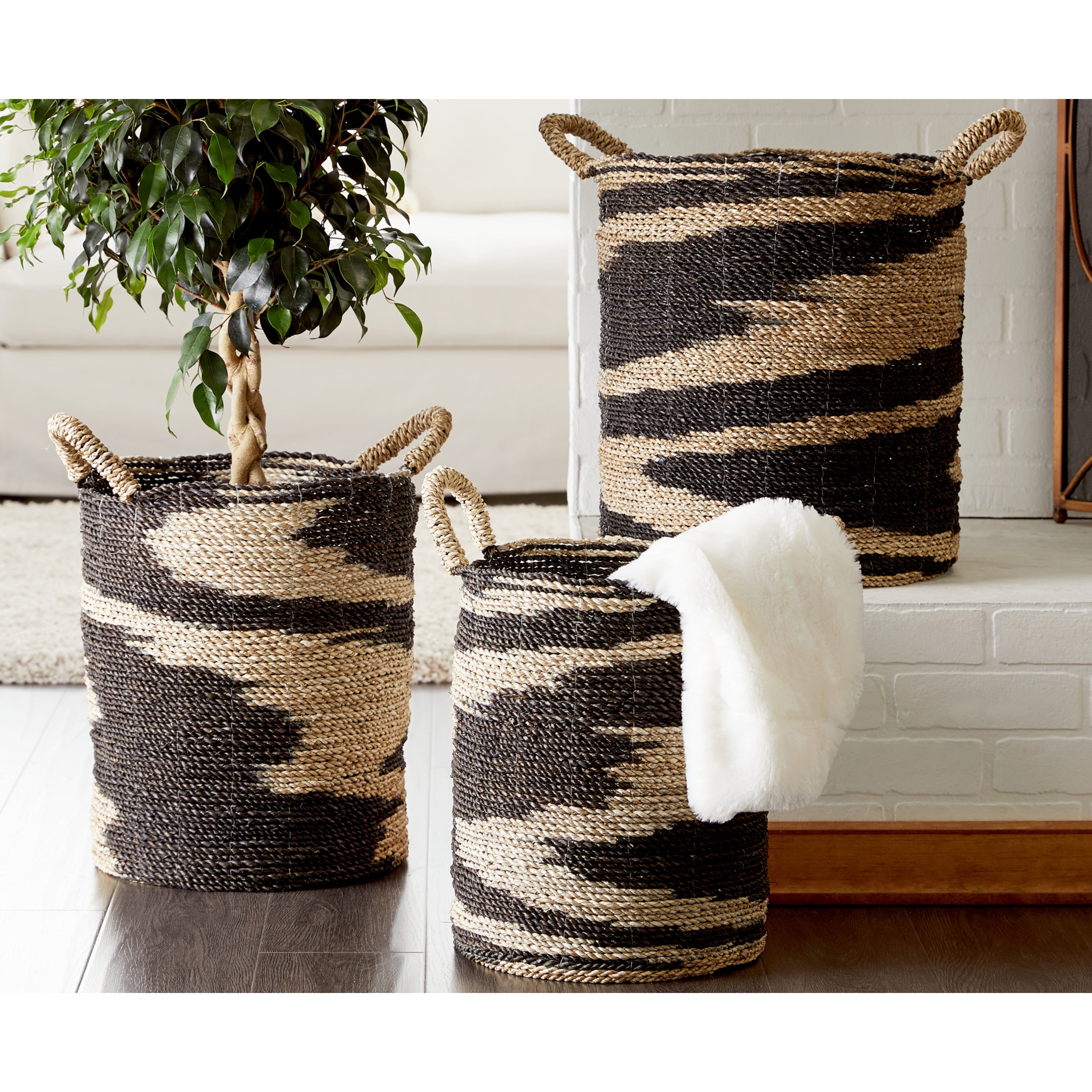 DecMode 18", 17", 16"H Black Seagrass Handmade Two Toned Storage Basket with Handles, 3-Pieces