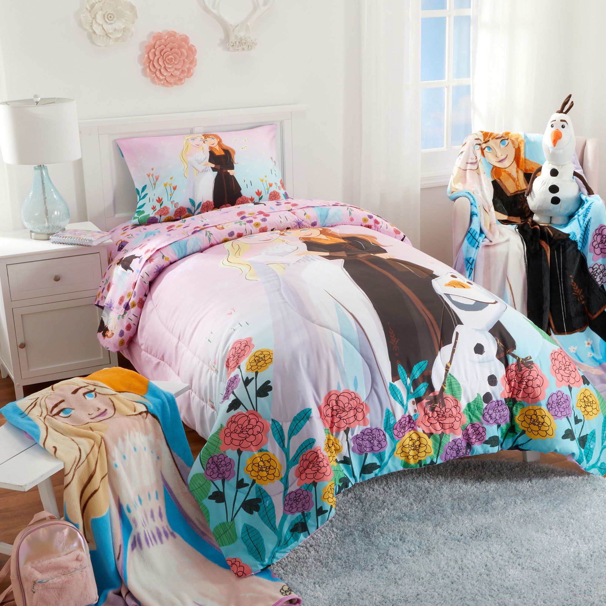 Disney Frozen Kids Comforter and Pillowcase, 2-Piece Set, Twin/Full, Reversible