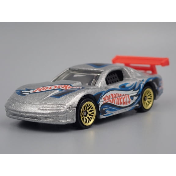 Open Box OLDSMOBILE AURORA GTS1 RACE CAR 1:64 SCALE COLLECTIBLE DIORAMA DIECAST MODEL CAR