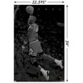 thumbnail image 2 of Michael Jordan - Noir et blanc, 2 of 4