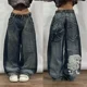 thumbnail image 3 of Pantalones vaqueros vintage lavados con tendencia de moda callejera para mujer, pantalones de pierna ancha rectos estilo Joker estilo Harajuku Y2K, pantalones punk rock para parejas, 3 of 5