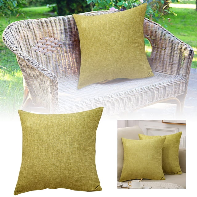 Fundas de almohada con estampados coloridos y cojín decorativo para transformar tu salón en un espacio moderno.