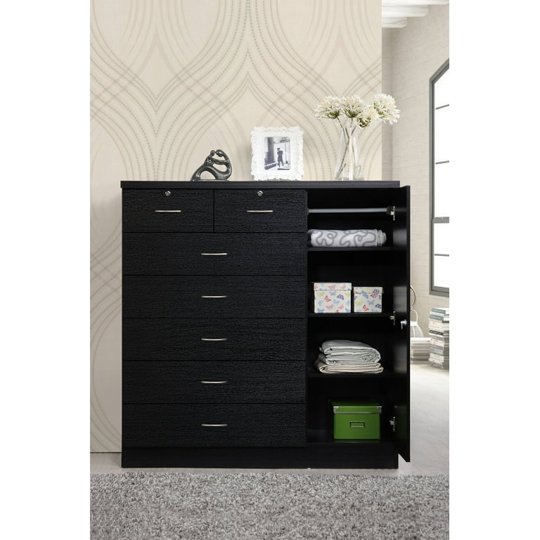 Danziar - Black - 7 Pc. - Dresser, Mirror, King Panel Bed