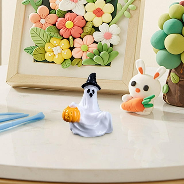 YIMWNYI Halloween Miniature Figurine Model, Tabletop Display, Realistic Textures, Decorative Shelf Decor, Resin Craftwork for Festive Home Decoration, Cute Halloween Decor