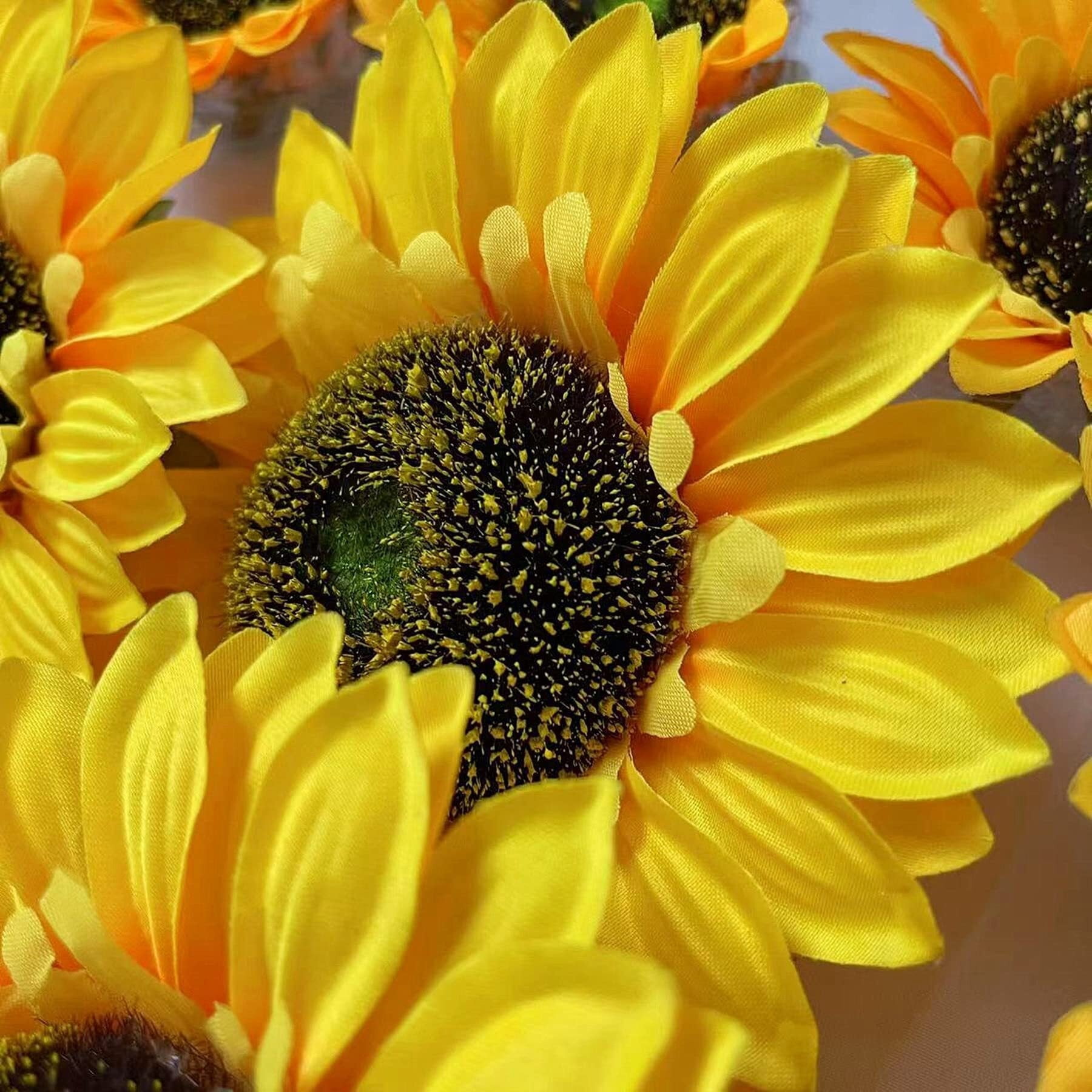 50pcs 3.5'' Artificial Sunflower Heads Bulk Yellow Sunflower Artificial Flowers Faux Silk Sunflower Decoration for Baby Shower Home Christmas Tree Wedding Birthday Party Garden Decor