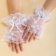 thumbnail image 1 of Un par de guantes de encaje negros góticos románticos, accesorio para Cosplay de Halloween, 2 piezas (blanco), 1 of 4