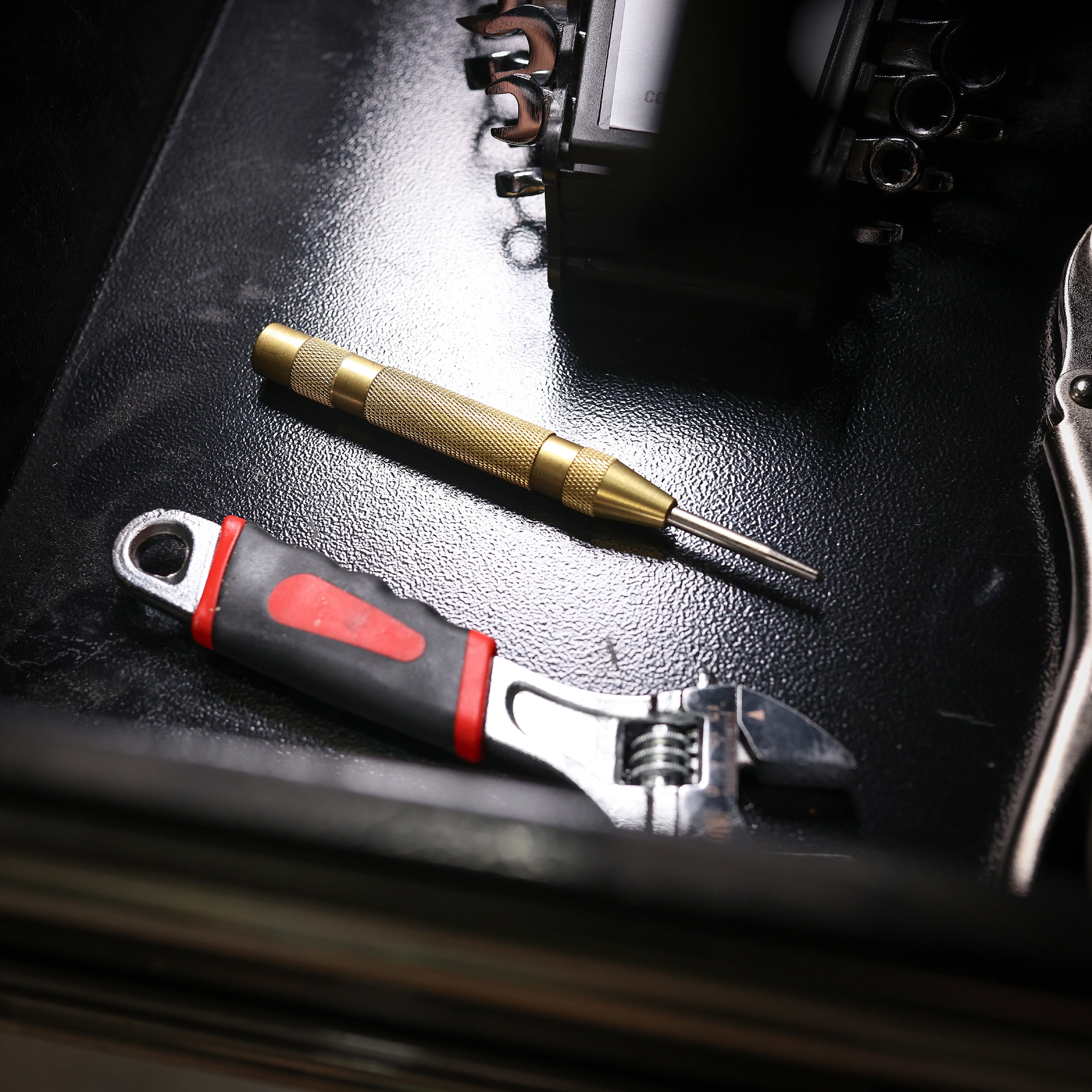 Hyper Tough Center Punch, 5 inch