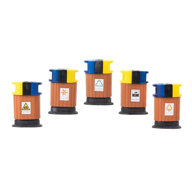 Tachiuwa 5pcs Trash Painted Miniature Model Kit Diorama Accessories 1:50