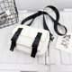thumbnail image 5 of Bolso bandolera de nailon con letras, Bolso mensajero informal, riñonera de viaje (blanco), 5 of 8