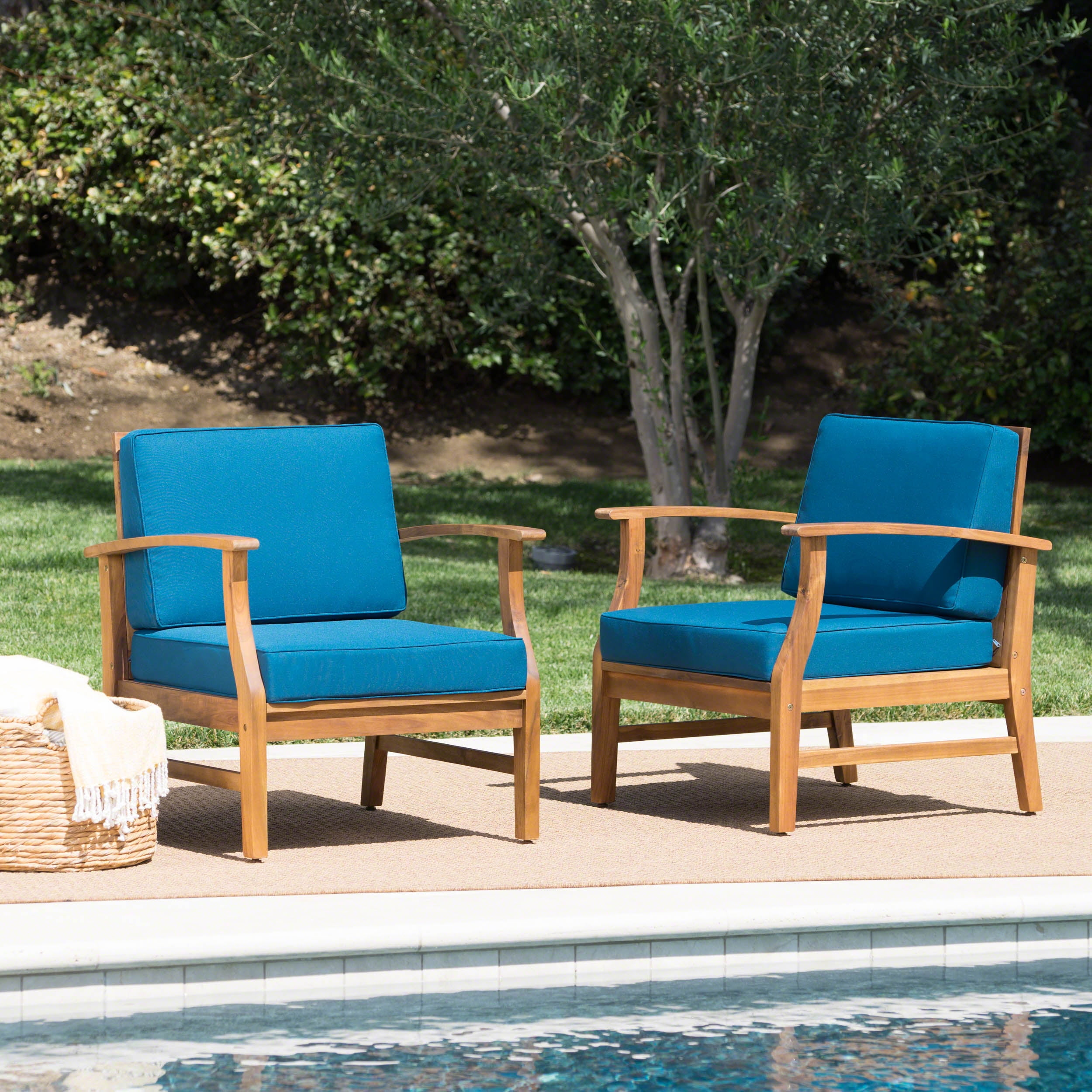 Elevate Your Outdoor Entertaining With Teak Furniture