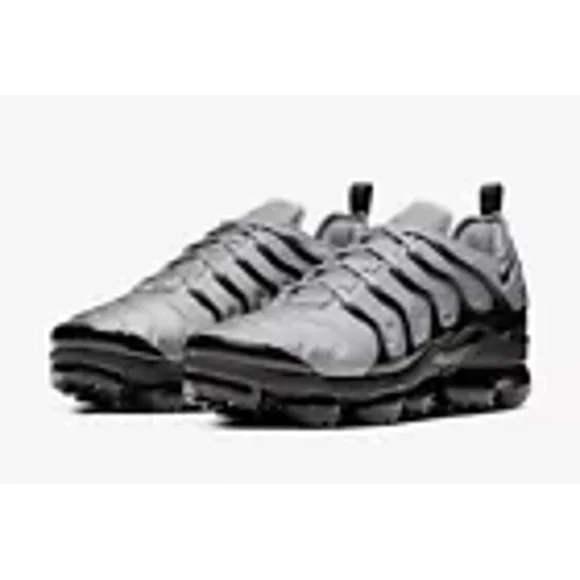 Nike Air VaporMax Plus gray men's shoes