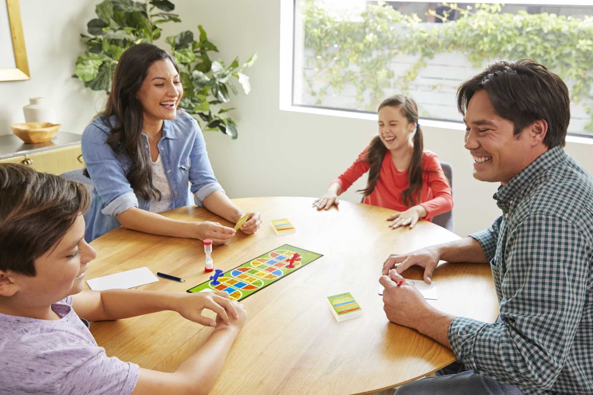 Junior Pictionary Game