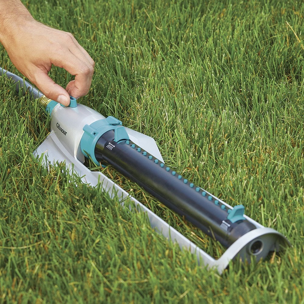 Gilmour 4000 Sq Ft Heavy Duty Rectangular Sprinkler with Metal Base