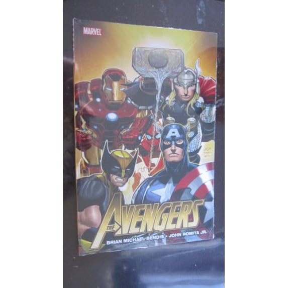 Pre-Owned Avengers Volume 1 - By Brian Michael Bendis - Marv